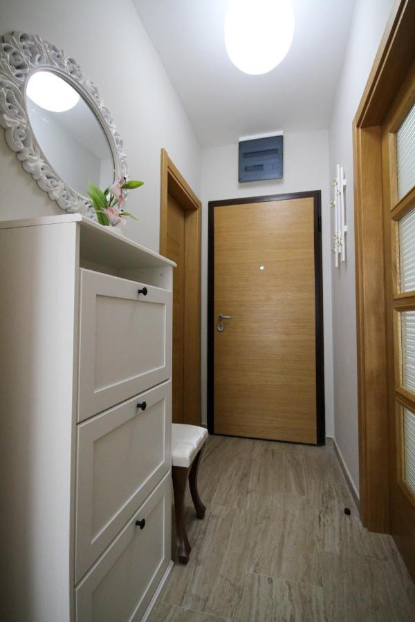Laki Apartment Tivat Bagian luar foto