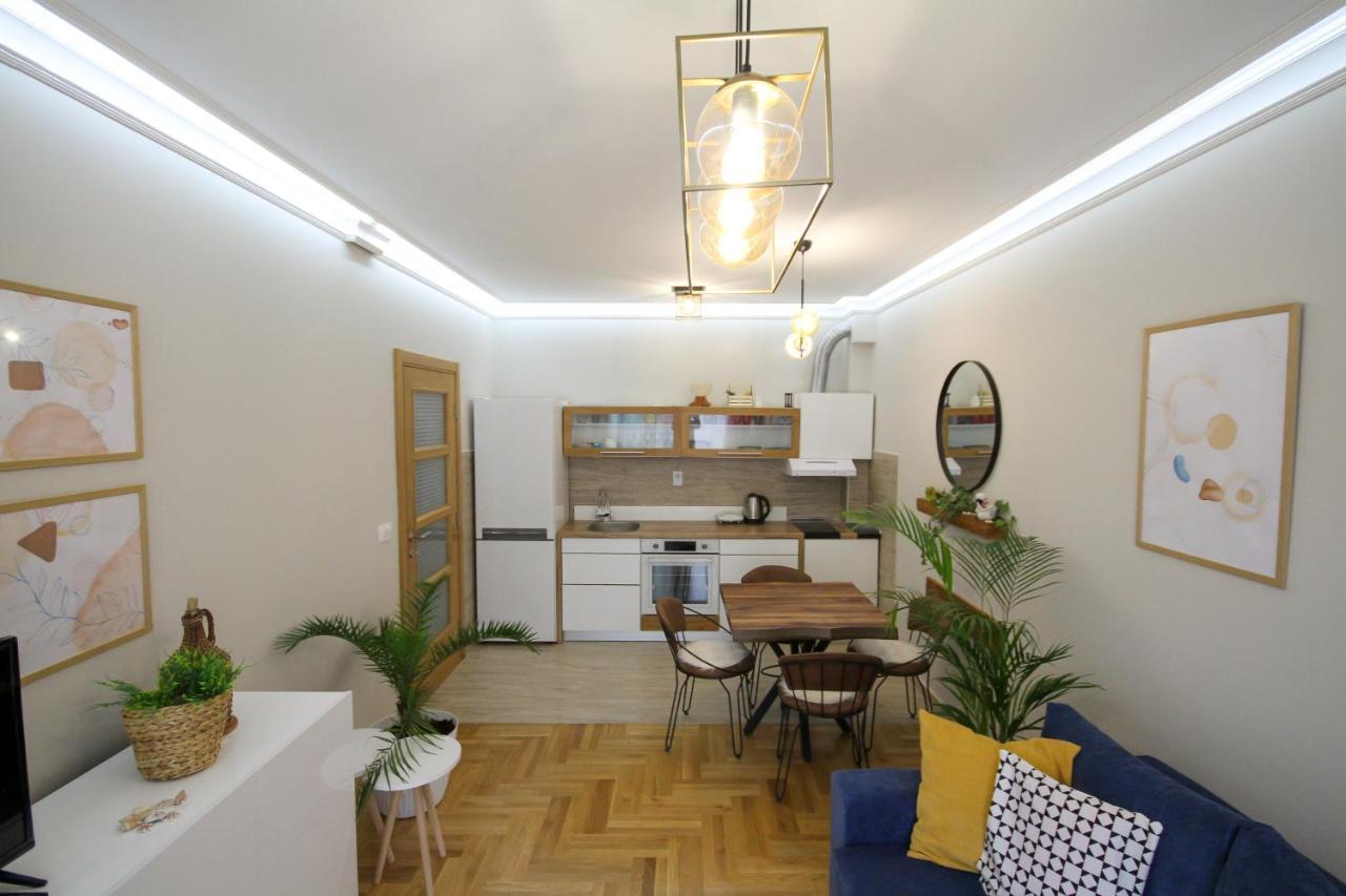 Laki Apartment Tivat Bagian luar foto